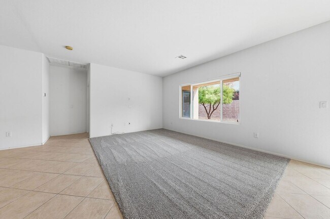 Building Photo - Comfort, Community & Style in Sun City Anthem 55+