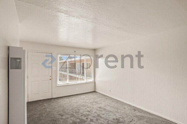 Building Photo - 7630 Lockwood St