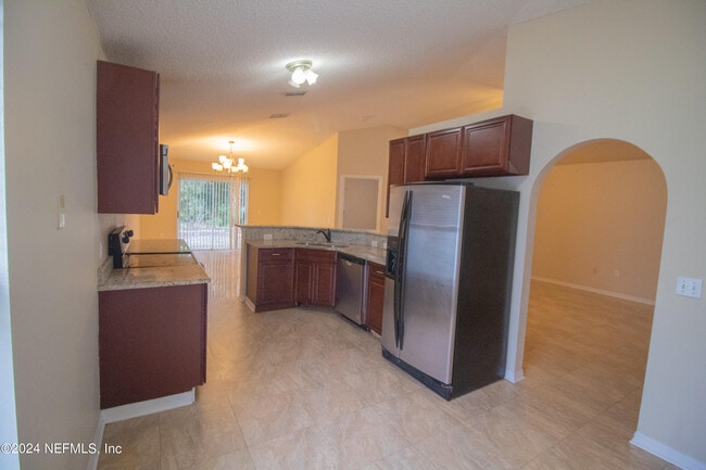 Building Photo - 2675 Lantana Lakes Dr E