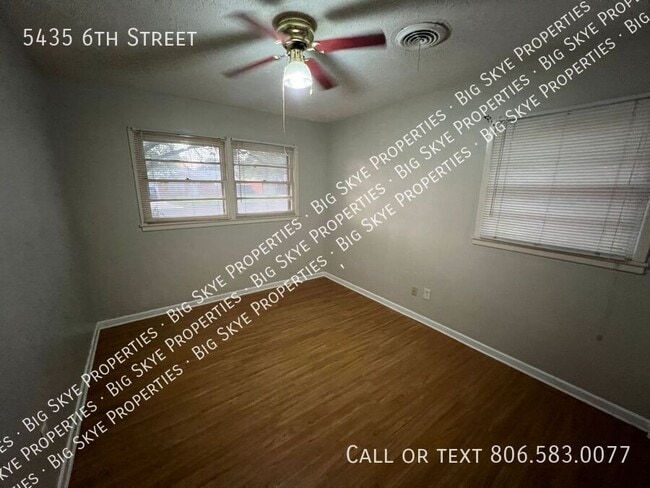 Building Photo - 5435 6th St