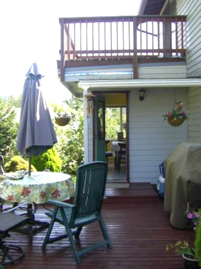 Building Photo - Charming 3 Bedroom, 2 Bathroom House near Fairhaven!! Check out our virtual Tour!