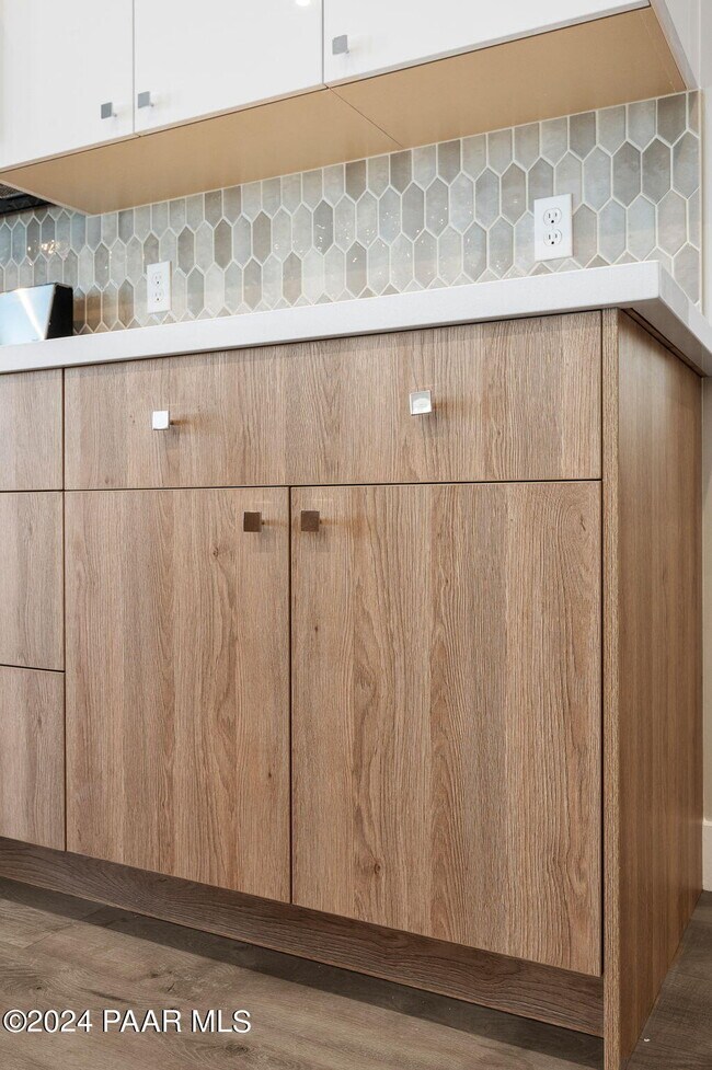 Building Photo - 1318 Rockwood Dr