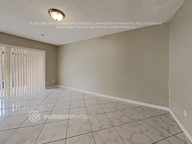 Building Photo - 3715 NW 107th Terrace