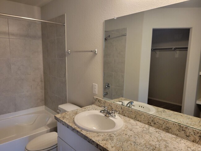 Building Photo - 14930 Dane Ct