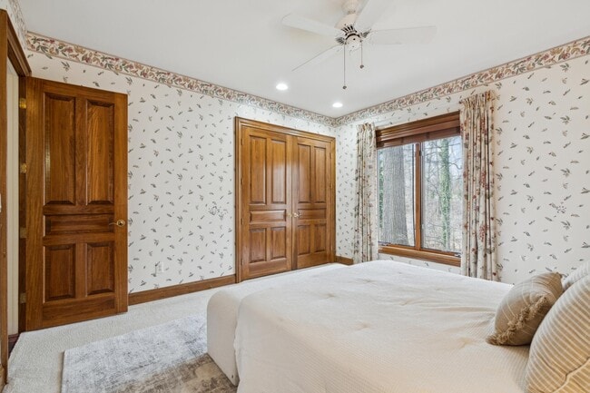 Building Photo - 5055 Slate Run Woods Ct