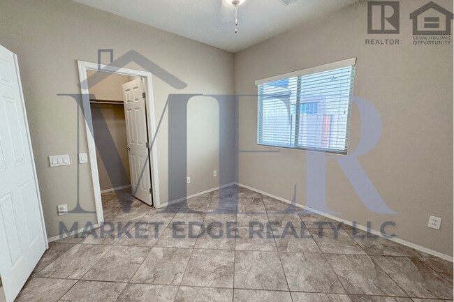 Building Photo - 4Bed/2Bath Home at Signal Butte/Warner! $399 MOVE-IN SPECIAL! Ready for Immediate Move-In!