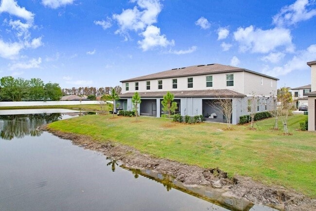 Building Photo - 6024 Shiner St