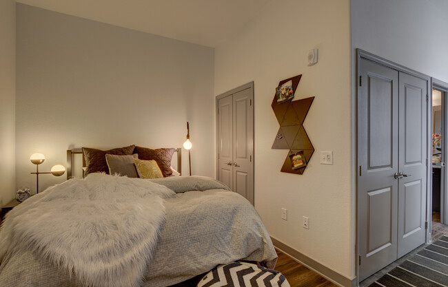 Hubble - Bedroom - Northside Apartments