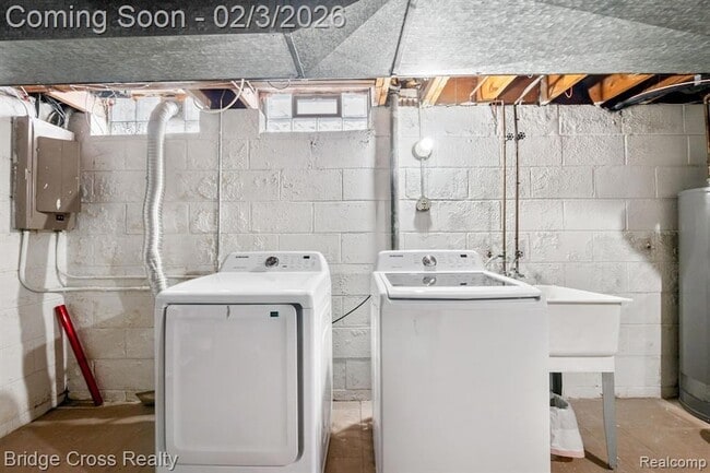 Building Photo - 4811 Mansfield Ave