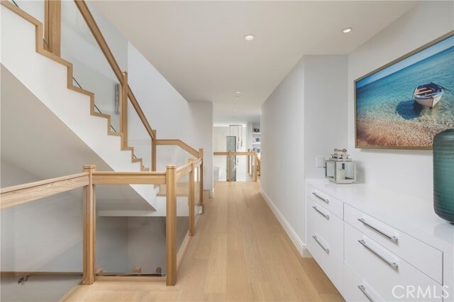 Building Photo - 130 S Bay Front