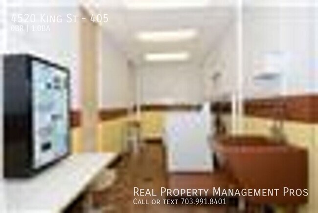 Building Photo - 4520 King St