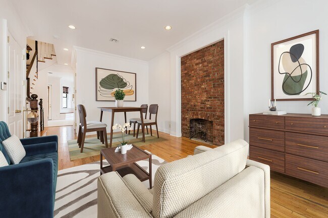 Building Photo - 21 W 127th St