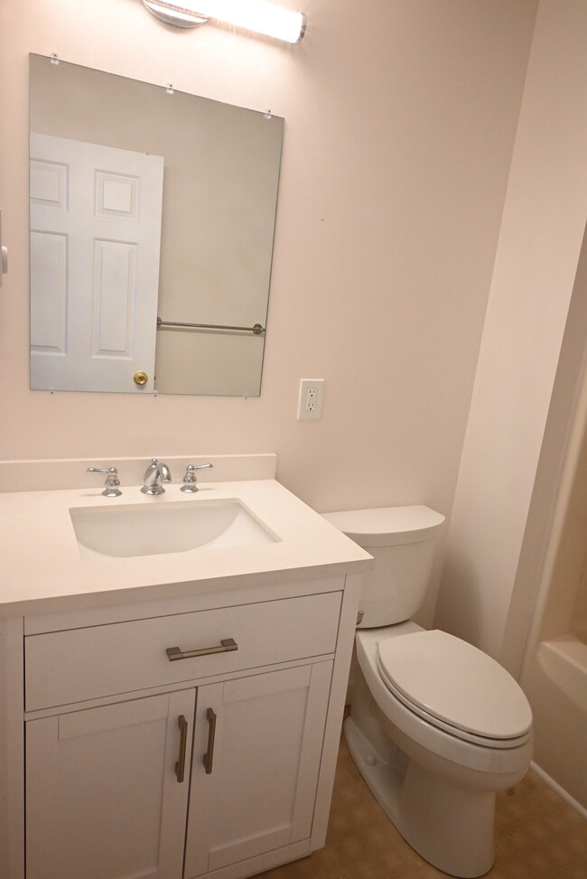 back bathroom vanity - 15 Salem Pl