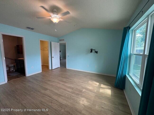 Building Photo - 4108 Monona Ave