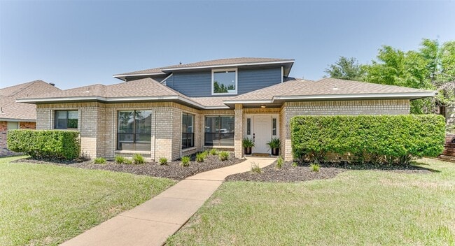 Building Photo - 6801 Alissa Dr