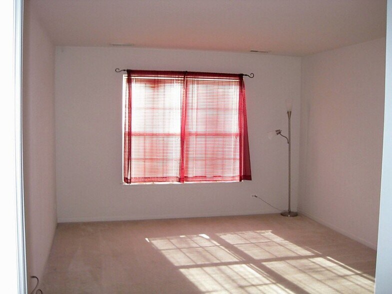 Building Photo - 1387 Redbridge Ct