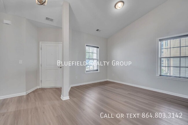 Building Photo - 194 Crisp Cameo Ct