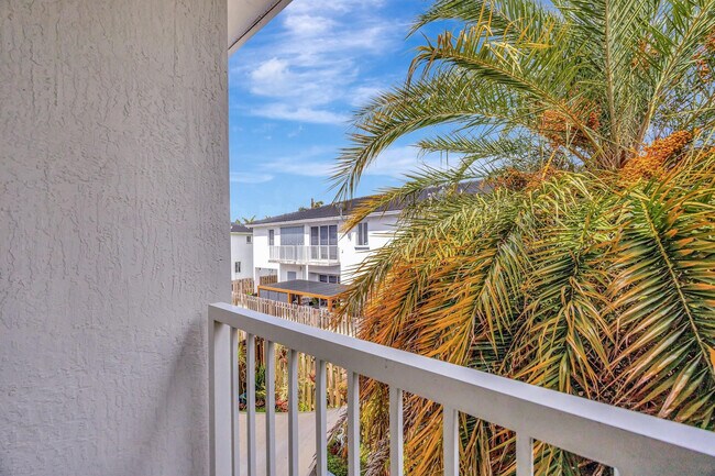 Building Photo - 17624 SW 149th Pl