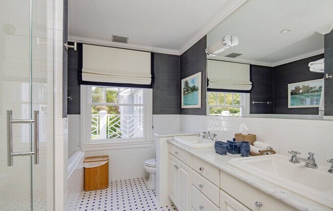 Building Photo - 59 First Neck Lane