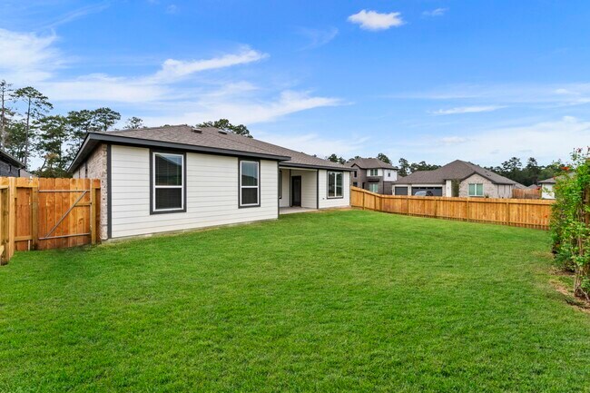 Building Photo - 13305 Big Sky Ct