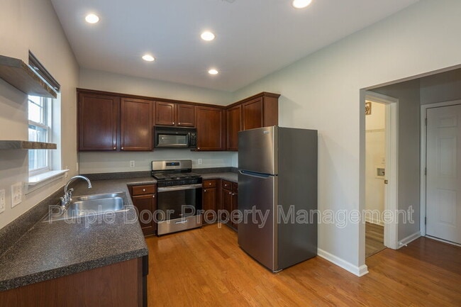 Building Photo - 320 Tuggle Ct