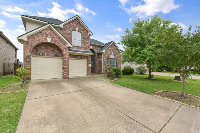 Building Photo - 18111 Blues Point Dr