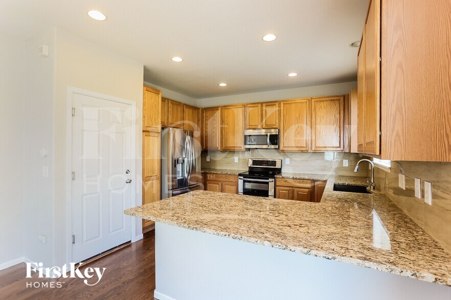 Building Photo - 10118 Uravan St