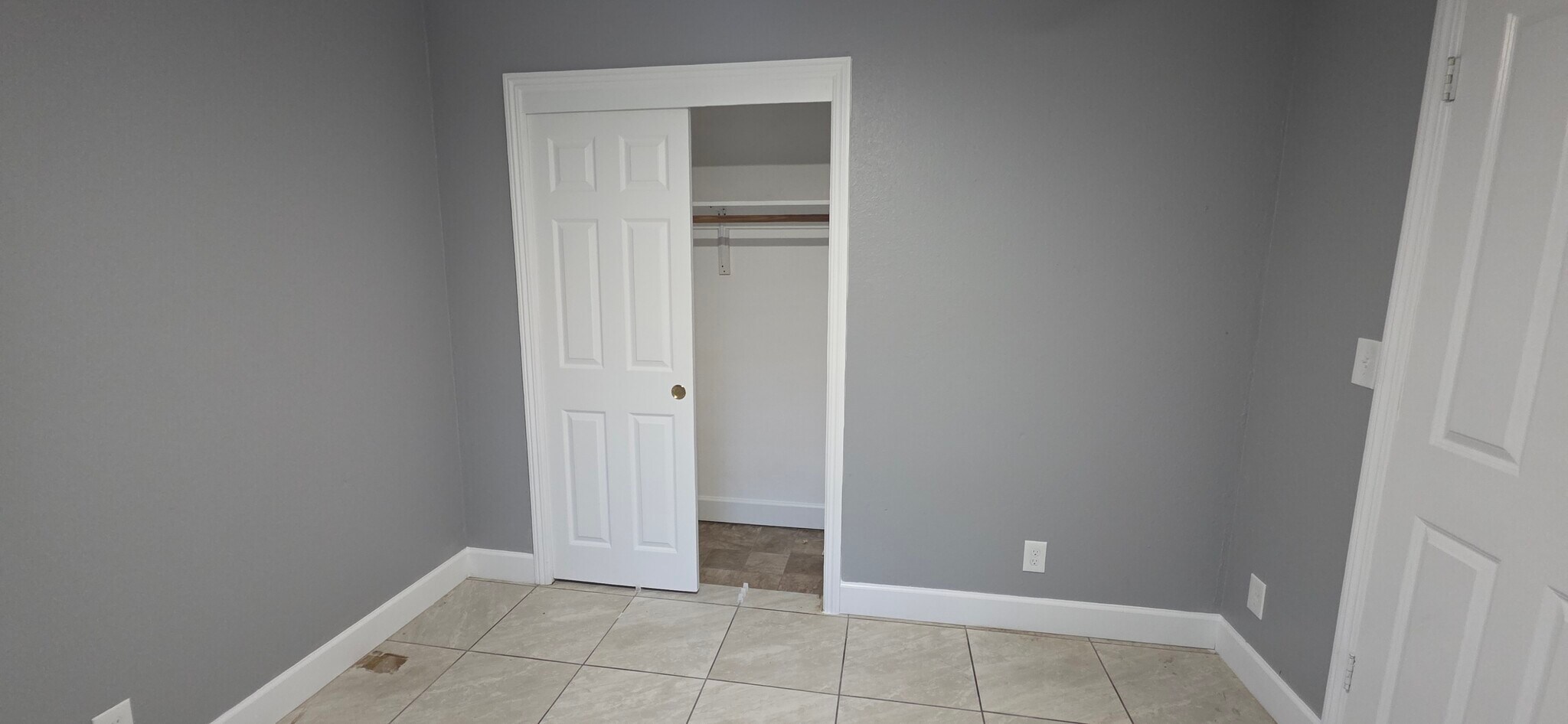 Closet Bedroom #3 - 1551 Hickory Ln