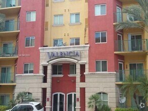 Building Photo - 6001 SW 70th St