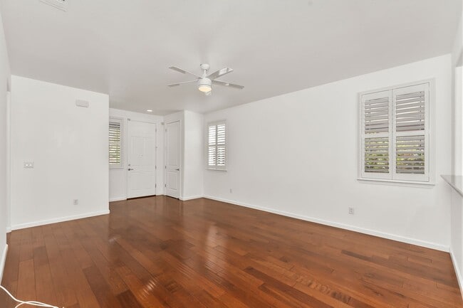 Building Photo - 9876 Sunderland Way