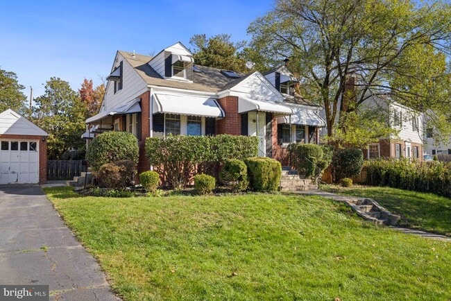 Building Photo - 6066 Wooten Dr
