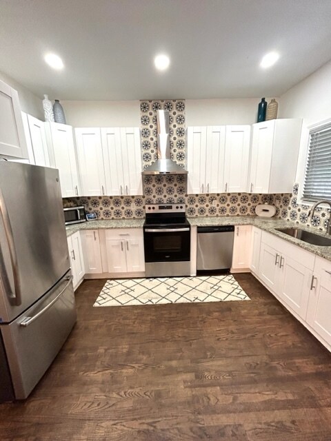 Building Photo - 851 N Grand Ave NW