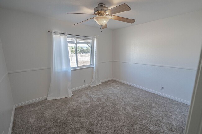 Building Photo - COMING SOON! Stunning 3-Bedroom Home on 2 Acres in Agua Dulce!