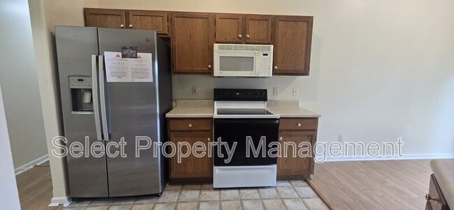 Building Photo - 2515 Grassy Creek Run