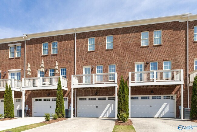 Building Photo - 21 Stone Mason Way NW