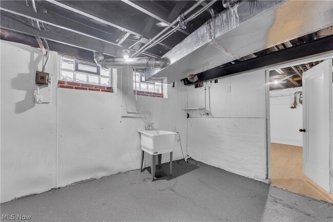 Building Photo - 3603 Randolph Rd