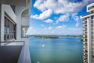 Building Photo - 11 Island Ave