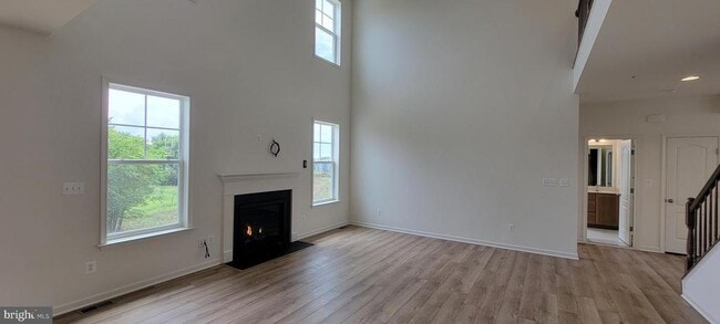 Building Photo - 9431 Alloway Dr