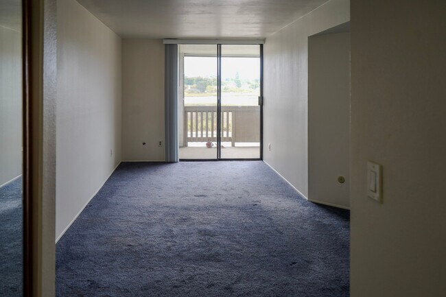 Building Photo - 3098 Rue D’Orleans