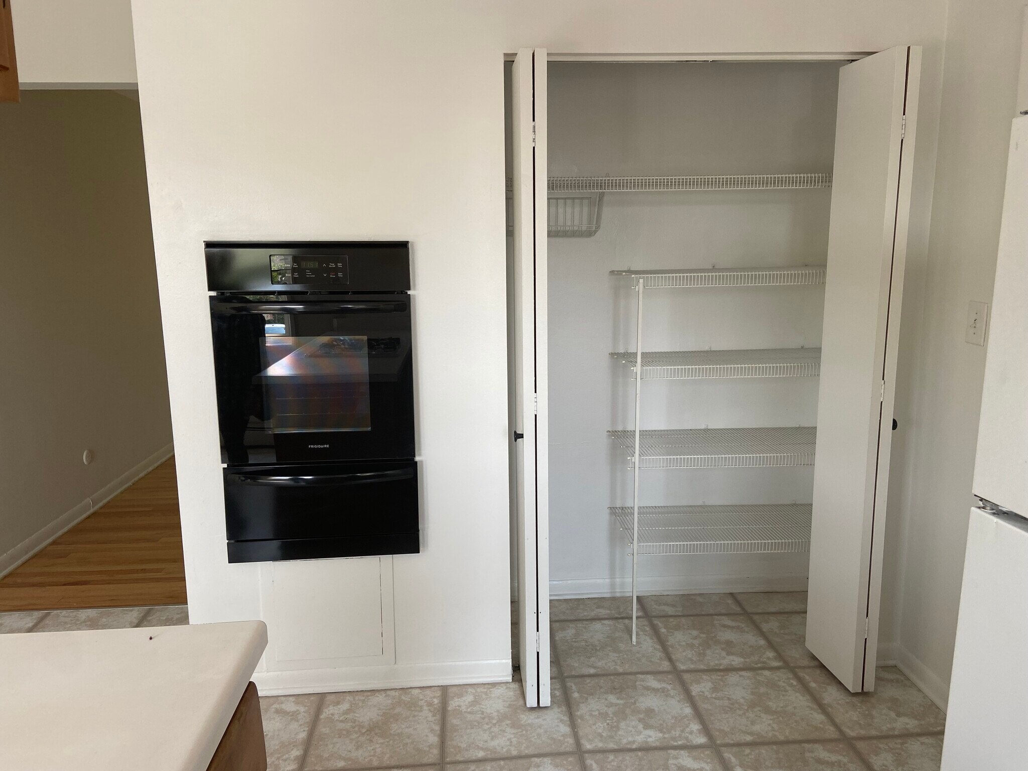 Building Photo - 8544 Niles Center Rd