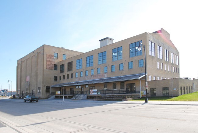 Building Photo - The Historic Union
