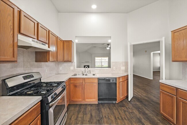 Building Photo - 3651 Woodlace Dr