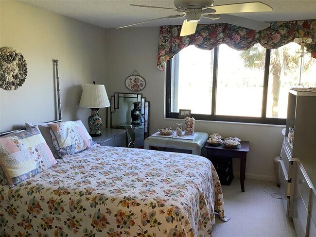 Building Photo - 4284 Deste Ct