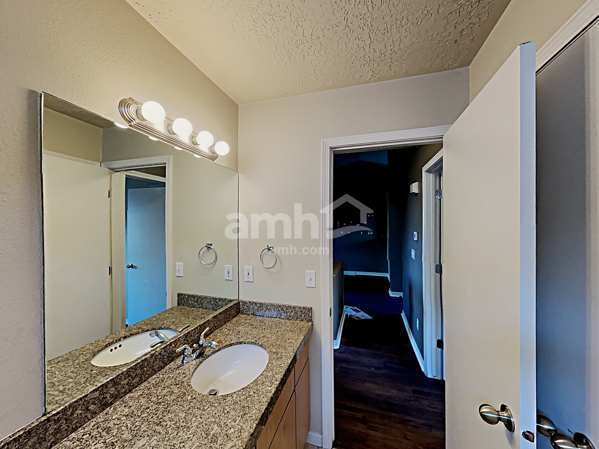 Building Photo - 11845 Curlew Cir