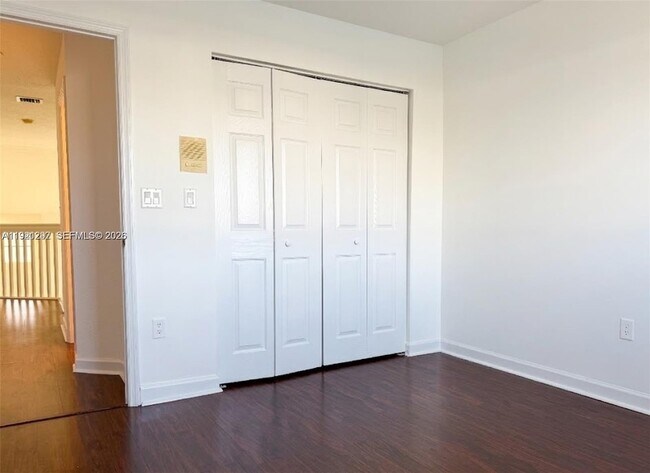 Building Photo - 11541 NW 68th Terrace