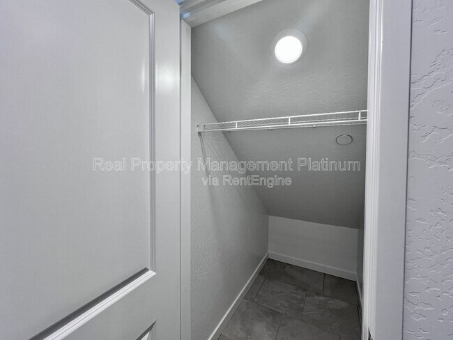 Building Photo - 2891 E Tierra Dr