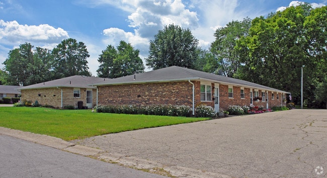 Building Photo - 49-107 Gloria Ave