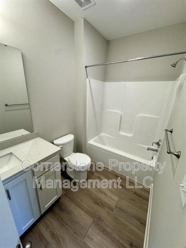 Building Photo - 8687 Golden Ln