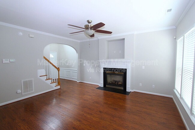 Building Photo - 2021 Betry Pl