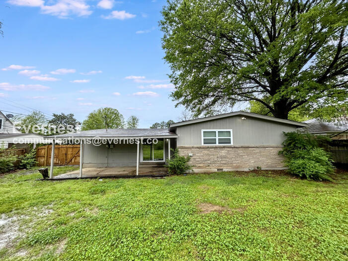 Building Photo - 1449 Ticonderoga Dr